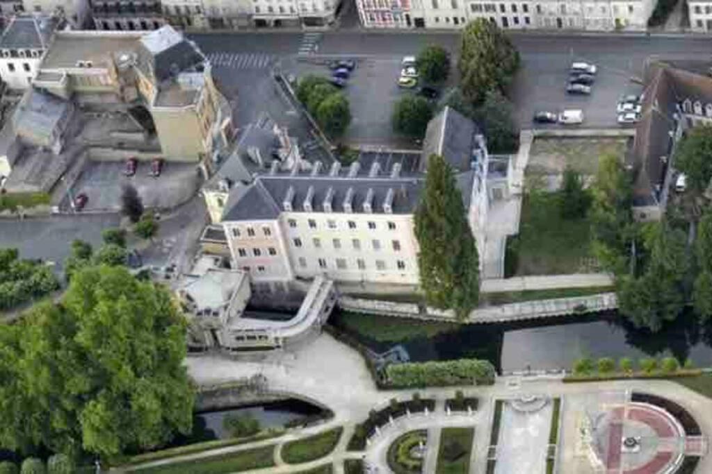Charmant Studio Vierzon Exteriör bild
